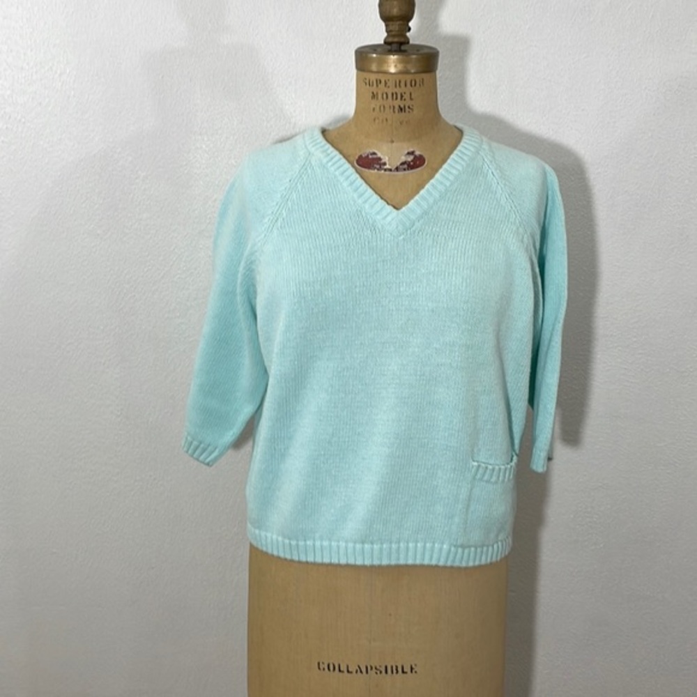 Jamie Scott vintage light turqoise v-neck, 3/4 sleeve, cropped sweater